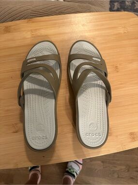 CROCS Women’s Slide Sandals